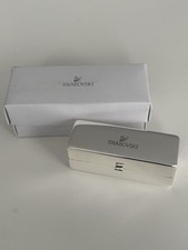 Lippenstifthalter von Swarovski mit Spiegel und 132 Swarovski-Kristallen 