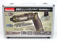 Makita TD022DSHXO Olive Pen Schlagschrauber mit 2 Akkus Ladegerät & Alukoffer