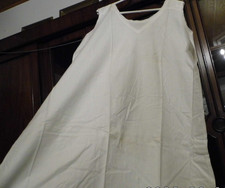 altes feines Leinennachthemd