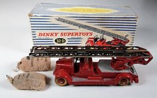 Dinky Supertoys 32 D