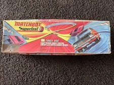 Matchbox Superfast Rennbahn