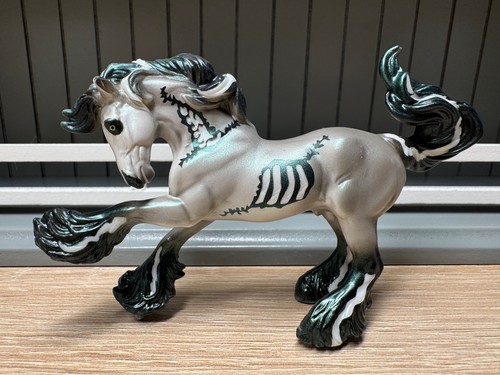 Breyer stablemate mini - breyer,