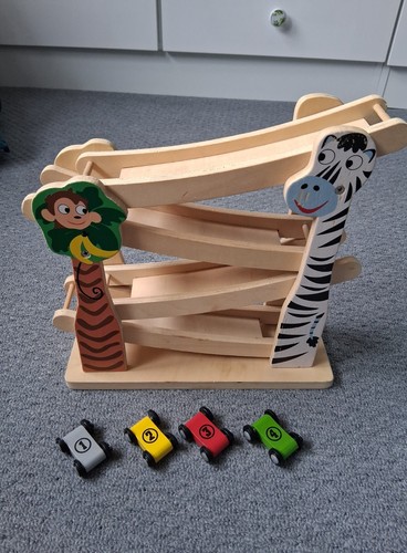 Playtive holzrennbahn mit - playtive,