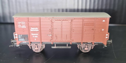 Piko gedeckter güterwagen - h0,