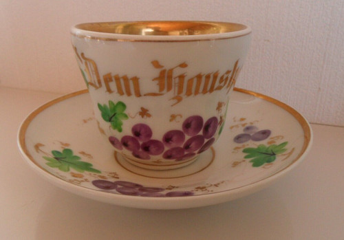 Alte kaffeetasse mit - alte,