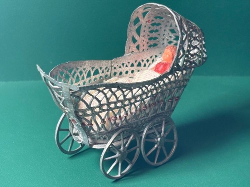 Alter puppenwagen aus zinn - puppenwagen,