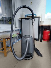 Staubsauger Miele Complete C3