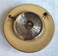 DDR Barometer Fischer rund Wandhänger vintage Metall mit kultigem Dekorand