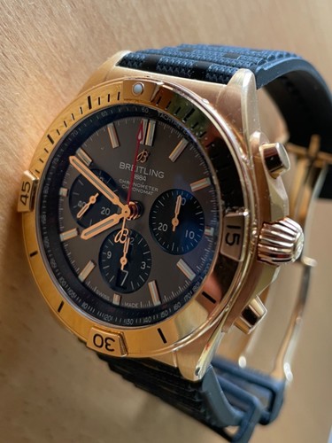 Breitling chronomat b01 - breitling,