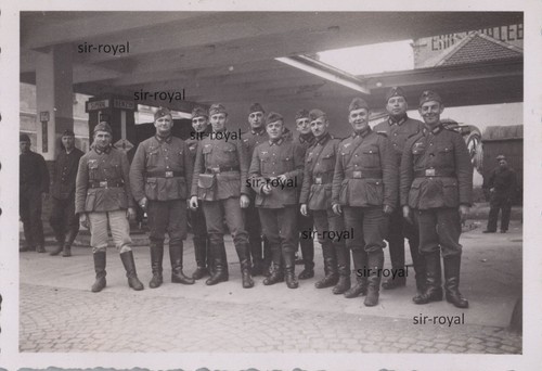 Wehrmacht soldaten vor - wehrmacht,