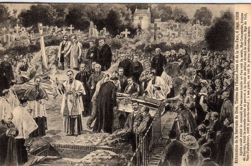 Cpa lisieux exhumierung der - 14,