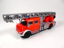 Feuerwehrauto Mercedes-Benz
