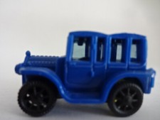 Miniatur Oldtimer / Blauer Turcat Mary / Schwarze dünne Reifen mit Schwungrad