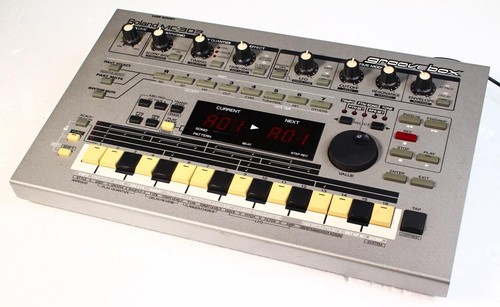 Roland 303 groovebox - roland,