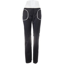 Personal Affairs, Stoffhose