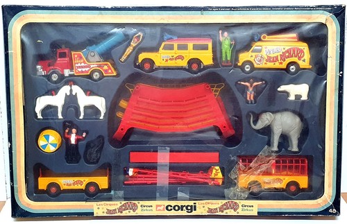 Corgi diecast plastic - corgi, &