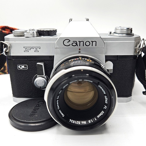 Canon 35mm slr - ql,