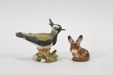 Q15L23- Goebel 2x Porzellan Figur Hase und Kiebitz