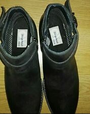 Giorgio Venuti, Halbstiefel