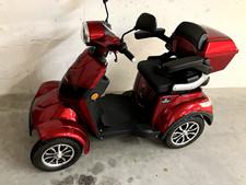 Wunderschönes Senioren Elektro-Vierrad-Quad LIBREMO 25V.3 - Rot