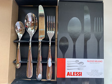 NEU Alessi 4 teiliges Besteckset Serie Nuovo Milano Design Ettore Sottsass