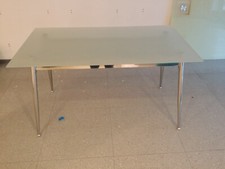 Glastisch Ladeneinrichtung Ladenausstattung Tisch Verkaufstisch