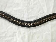 Stilvolles Stirnband aus Leder