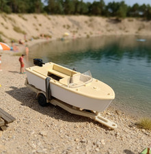 Wiking motorboot auf anhänger - motorboot,