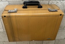 Kazmok Trolley gelb. Förderband.