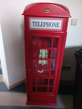 Englische Telefonzellen-Schrank