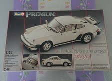 Revell Premium 1:24 7148 Porsche 930 turbo
