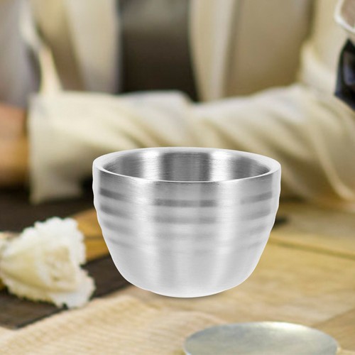 Saftbecher aus metall - saftbecher,