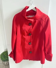 Modischer Kurzmantel von Zara