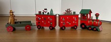 Tarrington House Advents-Zug Adventskalender 24 Schübe Holz lackiert mit Zubehör