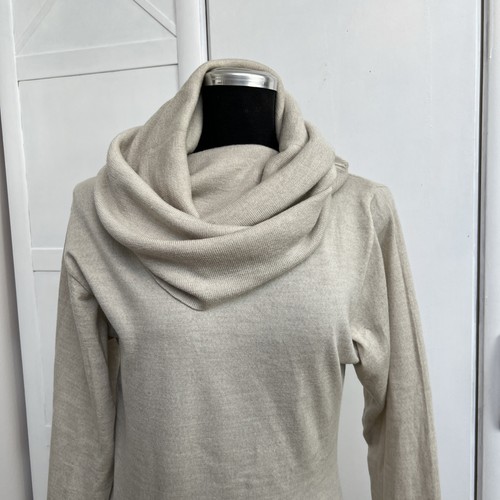 Wollpullover mit großem