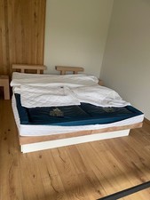 Wasserbett Größe 180 x 220 cm im Holzrahmen mit 6 Schublanden 