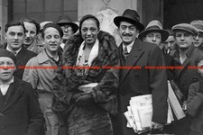 F022597 Schauspielerin und