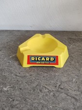 Ricard Aschenbecher alt. Werbeartikel. Arela. Made In Italy