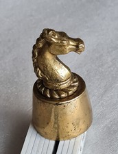 Antiker Weinflaschen-Aufsatz aus Messing.