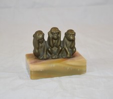 Drei Affen nichts sehen hören