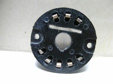 Stahl-Röhren-Fassung Y8A Stahlröhrenfassung 8 Kontakte für VCL11, EF12, EL1 1