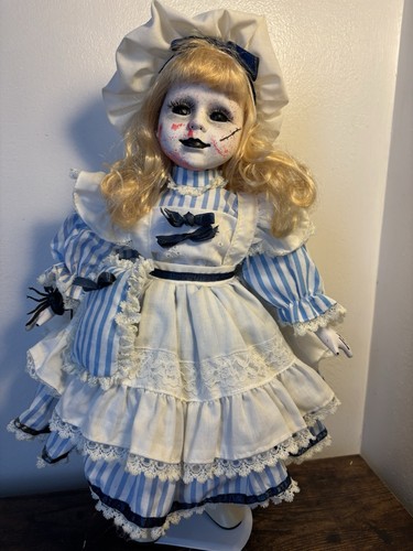 Porzellan horror puppe - horror,