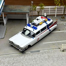 YS 1/64 Cadillac Ghostbusters Ecto-1 Metallmodell