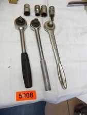 5008.    3 x Stück  gebr.  Ratsche Knarre 10 - 14 - 17 - 19  & 4 x Nüsse