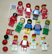 Lego 13 Minifiguren Ferrari, Fahrer, Mechaniker, Zubehör Helme, Lego Rennfahrer