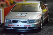 Slotcar Audi A4 Quattro Scalextric   1:32 mit LED Licht