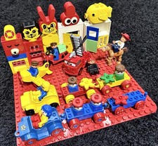 Lego Duplo Konvult mit Bodenplatte