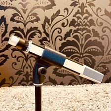 Mikrofonhalter für Sennheiser MD441, Halterung mit Rändelschraube