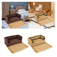 Puppenhaus-Sofa im Maßstab