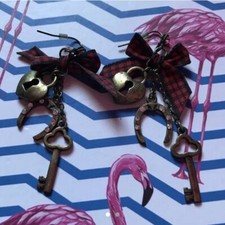 Schloss, Schlüssel & Hufeisen